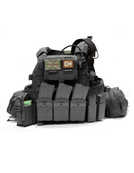 Warrior Polümeerist 5.56mm salvetasku - Black