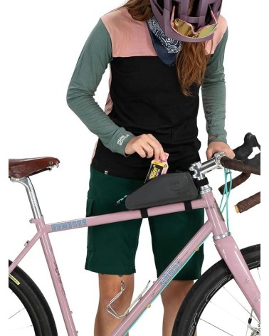 Osprey Escapist raamikott must O/S
