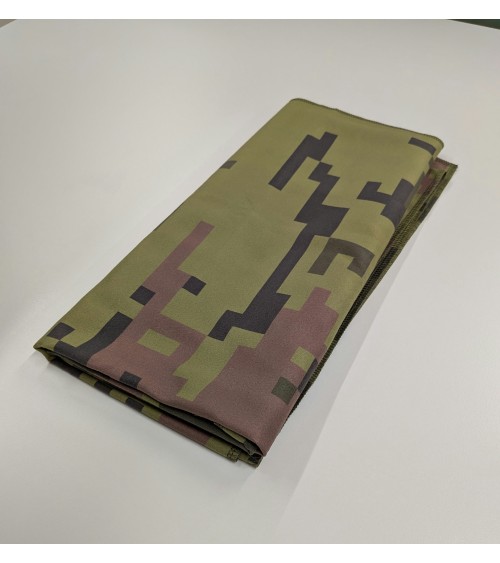 Steelcore Field Towel mikrofiiberrätik (erinevad värvid)