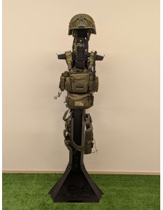Armour hanger
