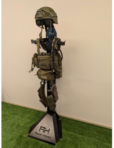 Armour hanger